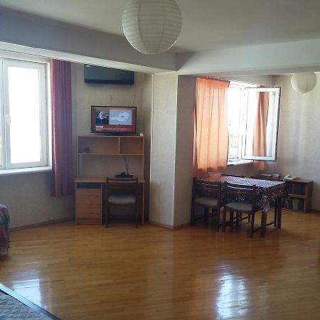 Good Apartment Tbilisi Exterior photo